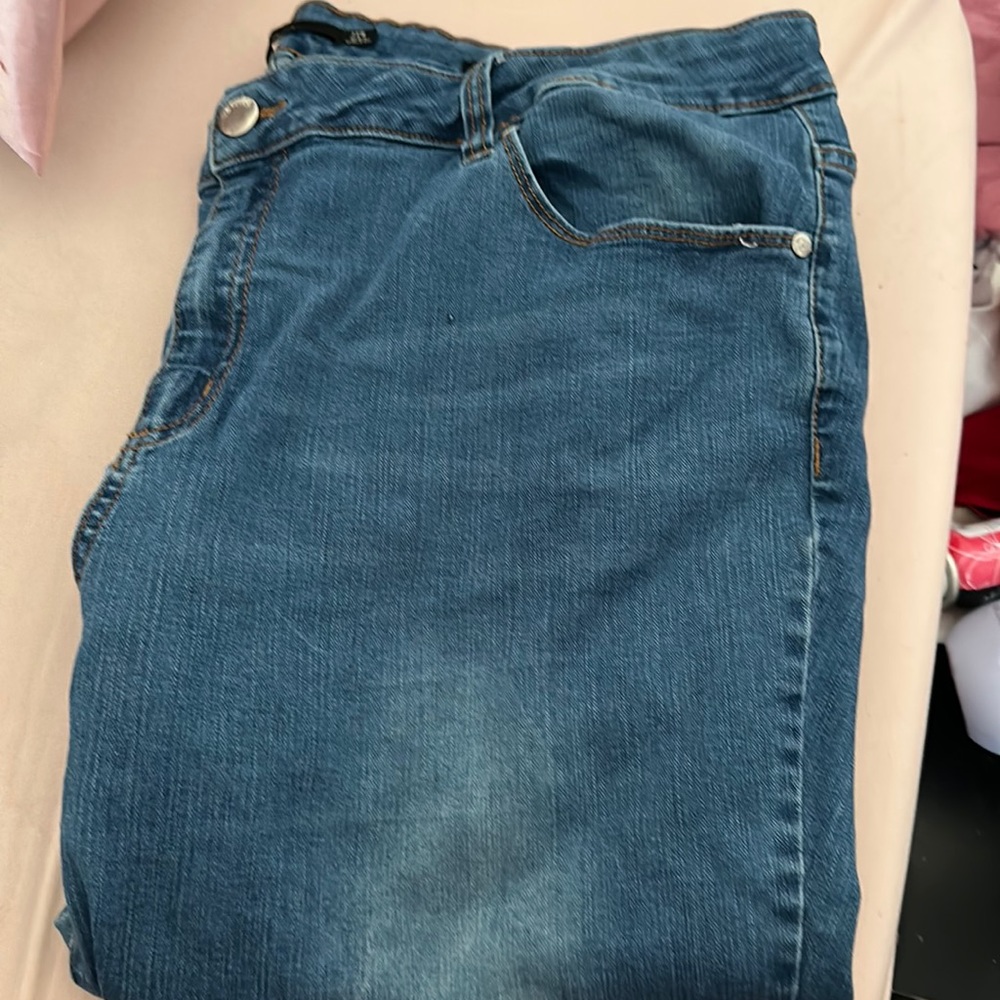 Mid rise skinny jeans